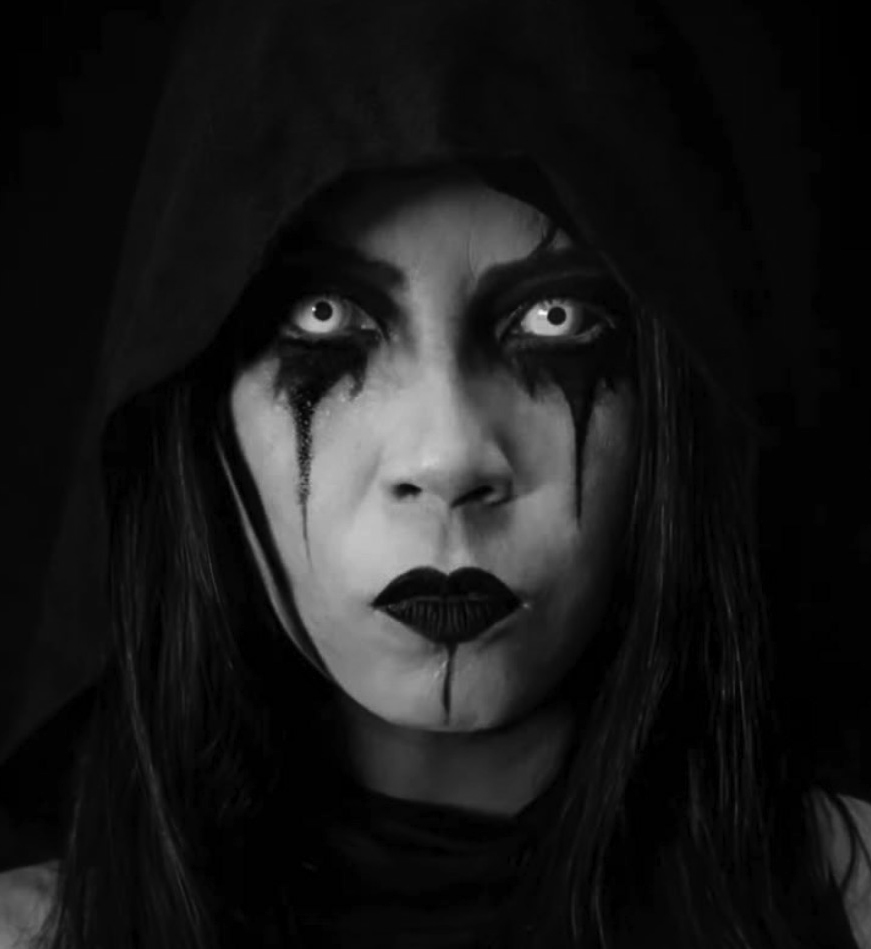 Wena Velasco as Medea in VINDICTA